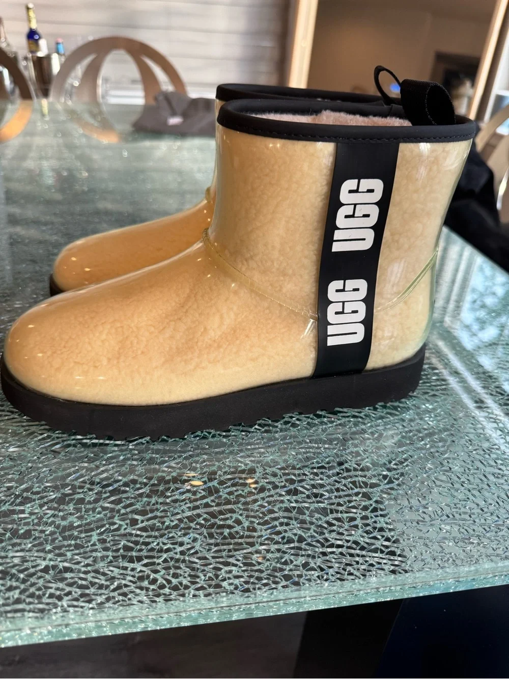 UGG Glossy Cream Waterproof Ankle Boots‎ 9